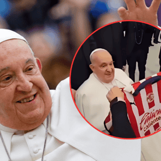 Así fue como llegó la playera de Chivas a las manos del Papa Francisco