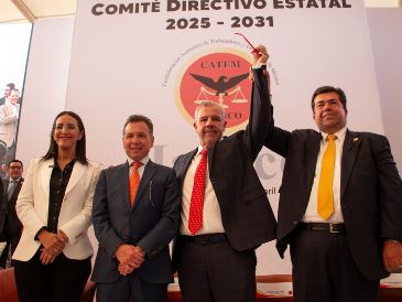 Este martes rindió protesta el nuevo Comité Directivo Estatal de Jalisco de la Confederación Autónoma de Trabajadores y Empleados de México (CATEM) en Jalisco, con Alfredo Barba Mariscal como líder al frente de este sindicato. CORTESÍA