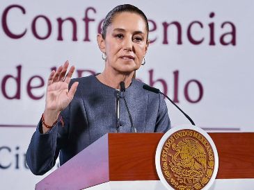 Claudia Sheinbaum busca fortalecer a las pequeñas y medianas empresas. EL UNIVERSAL