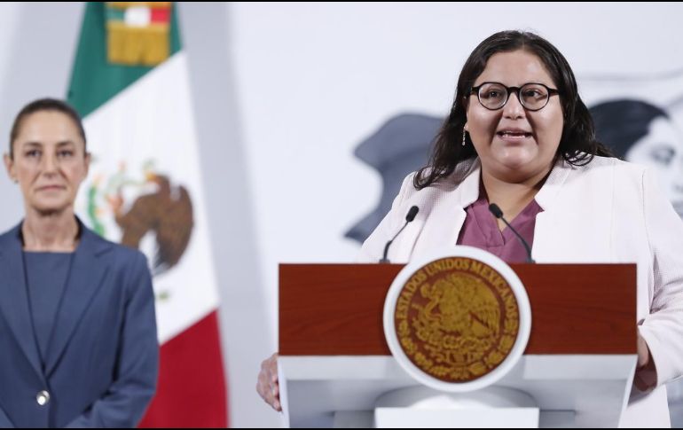 Desde el Palacio Nacional, la secretaria de las Mujeres del Gobierno, Citlalli Hernández, presentó la convocatoria para reclutar a 838 abogadas. EFE/M. GUZMÁN