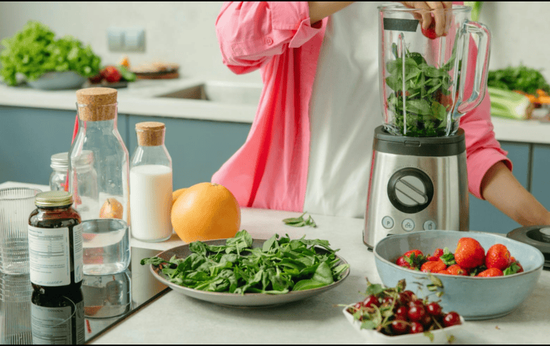 Este licuado te va a ayudar a sentirte más joven. PEXELS