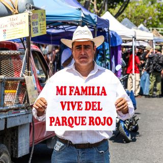 Vendedores del Parque Rojo se manifiestan tras cierre del espacio