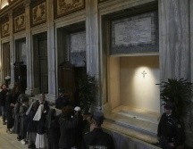 La tumba se abrió al público en el segundo de los nueve días de luto oficial por Francisco. AP / A. TARANTINO