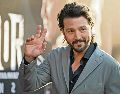 Diego Luna. El actor asistió al lanzamiento de la segunda temporada de “Andor” en el cine El Capitán de Hollywood, en California. R. BeckAFP/