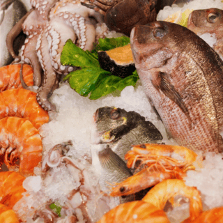 ¿En qué meses del año NO se recomienda comer mariscos?