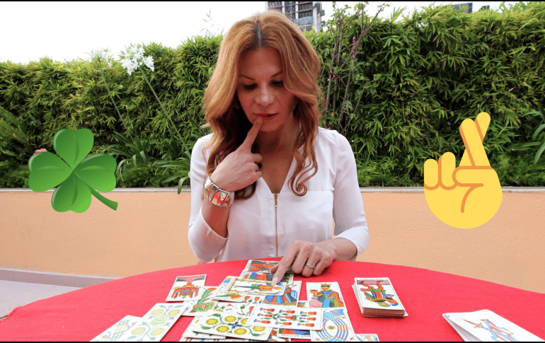 Mhoni Vidente ha revelado que mayo llegará con sorpresas para ciertos signos del zodiaco, las cuales podrían cambiar su rumbo para bien. SUN/ ARCHIVO