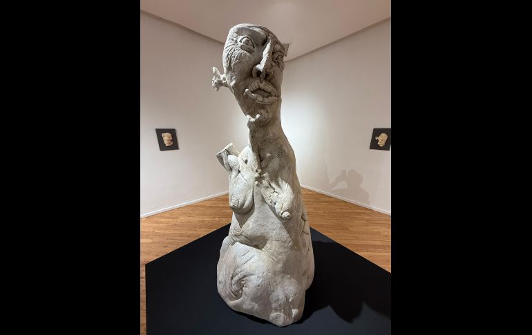 La muestra está compuesta por cerca de 60 piezas, entre pintura y escultura, y representa una de las exposiciones más significativas en la trayectoria del artista. EL INFORMADOR / H. Navarro