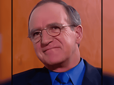 Amuchastegui explicó que tras presentar varias complicaciones, como dificultades para orinar, decidió acudir con un especialista y, tras practicarle varios exámenes, descubrieron un tumor maligno. ESPECIAL/Canal RCN