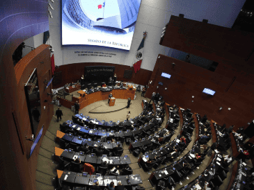 Expertos alertan sobre riesgos en la nueva ley, pese a modificaciones del Senado. SUN/ARCHIVO