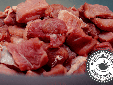 La carne de cabrito es magra, lo que significa que tiene poca grasa, es rica en proteínas y resulta una buena opción para quienes cuidan su alimentación. UNSPLASH / U. Yousaf