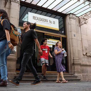 Incrementa recaudación por refrendo vehicular