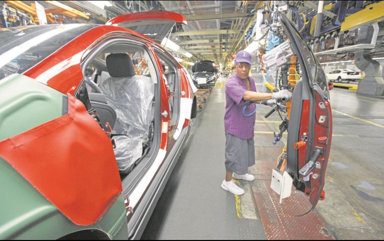 La compañía bajará su ritmo de ensamblaje. EFE