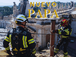 El humo negro indicará al exterior que no ha habido acuerdo, mientras que la fumata blanca, que se consigue añadiendo una sustancia química, anunciará que se ha elegido a un nuevo Papa. EFE