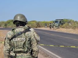 Tres elementos de la Secretaría de la Defensa Nacional resultaron heridos al volcarse la unidad en la que se desplazaban. ESPECIAL / SUN