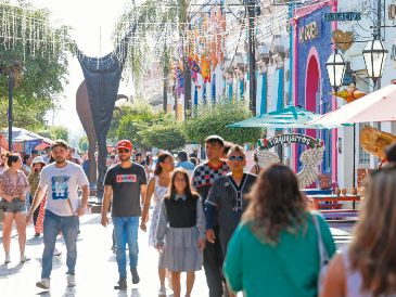 Turistas canadienses buscan cada vez más otros lugares para viajar, por lo que el Estado se convierte en una excelente alternativa. EL INFORMADOR/ A. Navarro