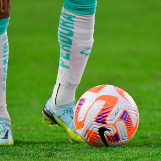 Pleito entre la FIFA y León se decidirá el martes en el TAS