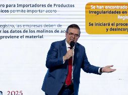 Sobre el sector textil, Marcelo Ebrard comentó que se revisó y se detectó que ocho empresas estaban engañando al gobierno mexicano. SUN / H. Salvador