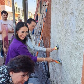Laura Imelda pone en marcha el programa "Pinta tu Fachada"