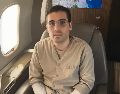 Imagen del hijo de Joaquín Guzmán durante su vuelo a Estados Unidos en 2023. ESPECIAL
