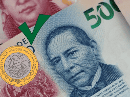 Este jueves, el peso mexicano se mantiene estable y dentro del rango del Banco de México (Banxico). UNSPLASH/ S. Gabriel