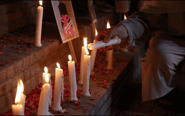 Estos países asiáticos están sumidos en una escalada de tensión después de que la India lanzara una serie de ataques aéreos contra infraestructuras terroristas en el país vecino ayer miércoles. EFE / B. Arbab