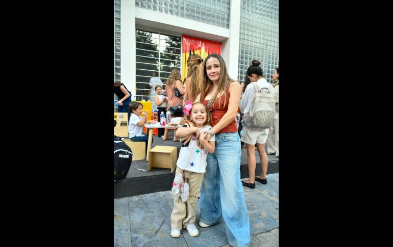 Adriana Ochoa y  Galia Herrán. GENTE BIEN JALISCO / M. Rached