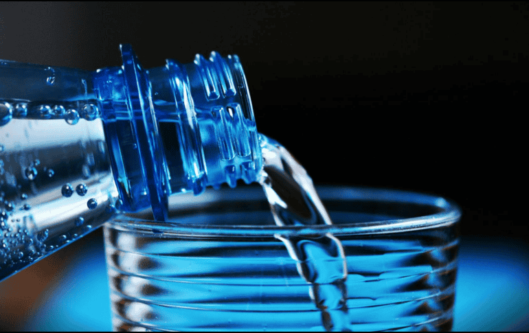 Toma en cuenta estas recomendaciones, es importante mantenerte hidratado. PEXELS