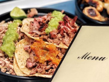 El objetivo del análisis realizado era ver cuáles eran las diferencias en la respuesta del cliente que disponía de información calórica de su menú y de quienes carecían de esa información. ESPECIAL / SUN y CANVA