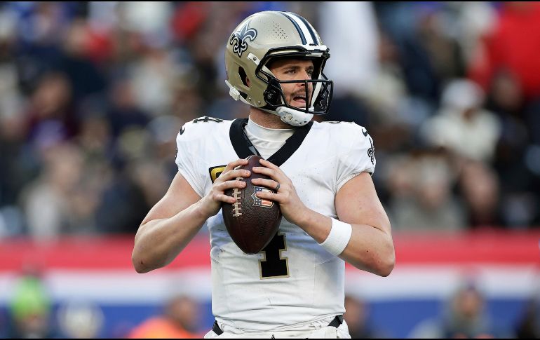 Derek Carr, el veterano quarterback de los Saints de Nueva Orleans, decidió retirarse, anunció el equipo este sábado. AP / ARCHIVO