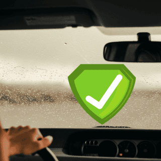 ¿Cómo conducir seguro en la lluvia? Sigue estas recomendaciones