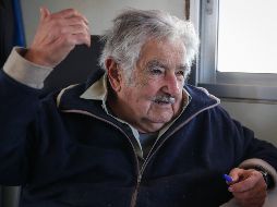 El 29 de abril del pasado año, Mujica anunció en una rueda de prensa que tenía un tumor en el esófago. EFE / ARCHIVO