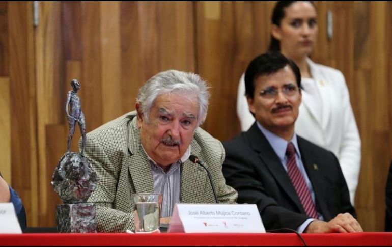 Mujica Cordano también agradeció a México por solidarizarse con los uruguayos y los pueblos que vivieron las dictaduras del Cono Sur y la Revolución Cubana. CORTESÍA/ UdeG.