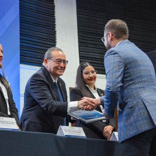 UNIVA reconoce la excelencia docente con los Premios Calmecac 2024