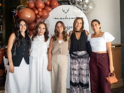Regina Leal, Patricia Razo, Patricia Ramírez Razo, Claudia Zurita y Sofía Leal  en el brunch en la semana de mamá en Mochomos. GENTE BIEN JALISCO / A. Rodríguez