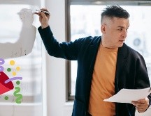 La intención de este día es reconocer la labor de todas las personas que se dedican a la labor educativa. CANVA/ ESPECIAL