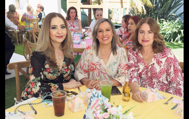 Brenda Robles, Conny y Lucy Márquez. GENTE BIEN JALISCO / C. Jimeno