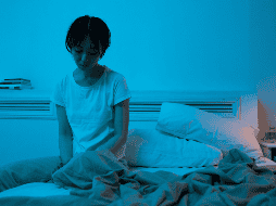 Una de las razones principales por las que la depresión influye en la salud física es porque suele estar relacionada con desequilibrios en ciertos neurotransmisores, como la serotonina y la noradrenalina. ESPECIAL / Canva