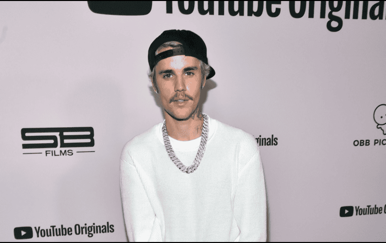 El medio estadounidense TMZ acusó al cantante de deber más de 20 millones de dólares a su exmanager. AFP/ARCHIVO