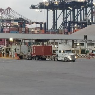 Restablecen operaciones en la aduana de Manzanillo