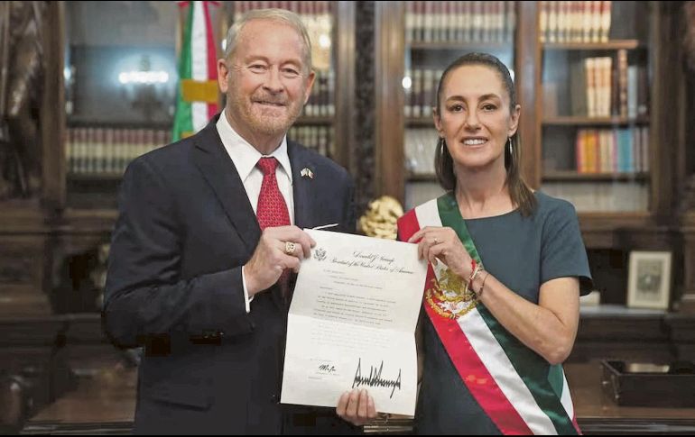 Ronald Johnson, nuevo embajador de Estados Unidos, se reunió en Palacio Nacional con la Presidenta Claudia Sheinbaum. EL UNIVERSAL