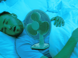 Es recomendable que el ventilador se prenda en velocidad baja. CANVA / ESPECIAL