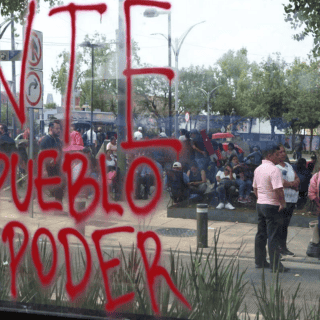 Maestros bloquean también el Centro Histórico de la CDMX