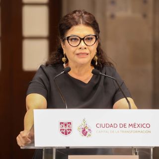 Tras asesinato de funcionarios, revisan mochilas en evento de Clara Brugada