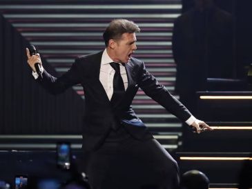 En este 2024, Luis Miguel fue el único artista latinoamericano en entrar en la lista del Top 5 de las principales giras de 2024, en la que también se encuentran los Rolling Stones, U2 y Madonna. CANVA/ ESPECIAL