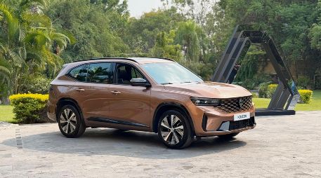 Renault presentó la nueva generación de Koleos, ahora con mecánicas turbo. CORTESÍA