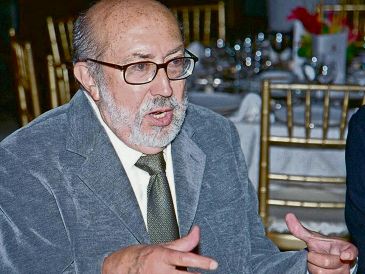 El escritor y mentor fallecido en 2008 dejó una profunda huella en el arte escénico. EL UNIVERSAL