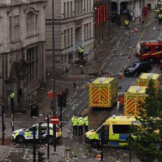 Atropellan a multitud en las celebraciones del título del Liverpool