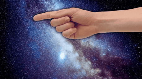 El objeto se encuentra ubicado a 15 mil años luz de distancia en una región de la Vía Láctea repleta de estrellas, gas y polvo. ESPECIAL / CANVA