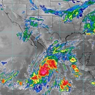 Así se ve desde el satélite la formación del Ciclón Tropical Uno-E