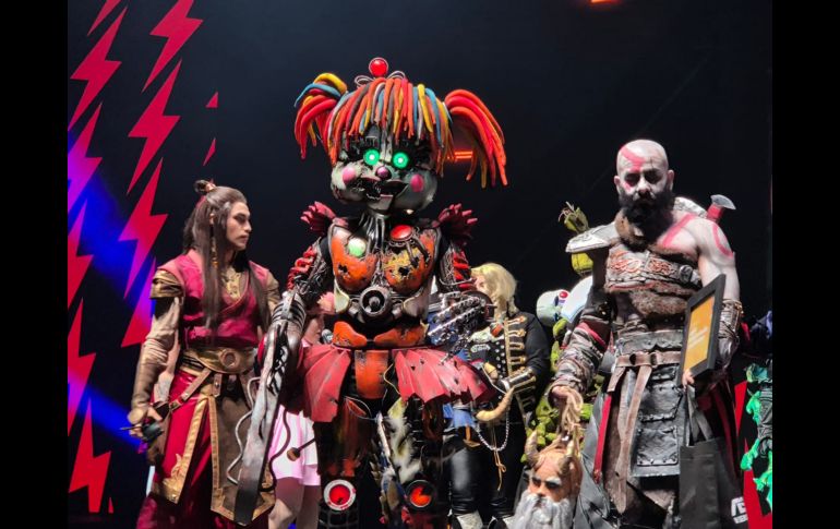 Se celebró el concurso Cosplay Master en el que doce participantes presentaron ante el público una inigualable muestra de talento, ingenio y pasión, en uno de los instantes que cerró con broche de oro tres días de la fiesta geek más grande del país. EL INFORMADOR / F. Salcedo